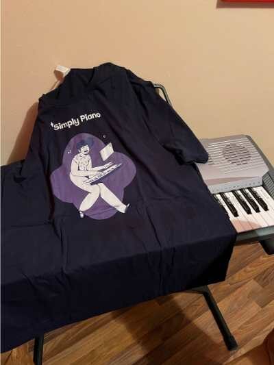 Keyboard und T-Shirt